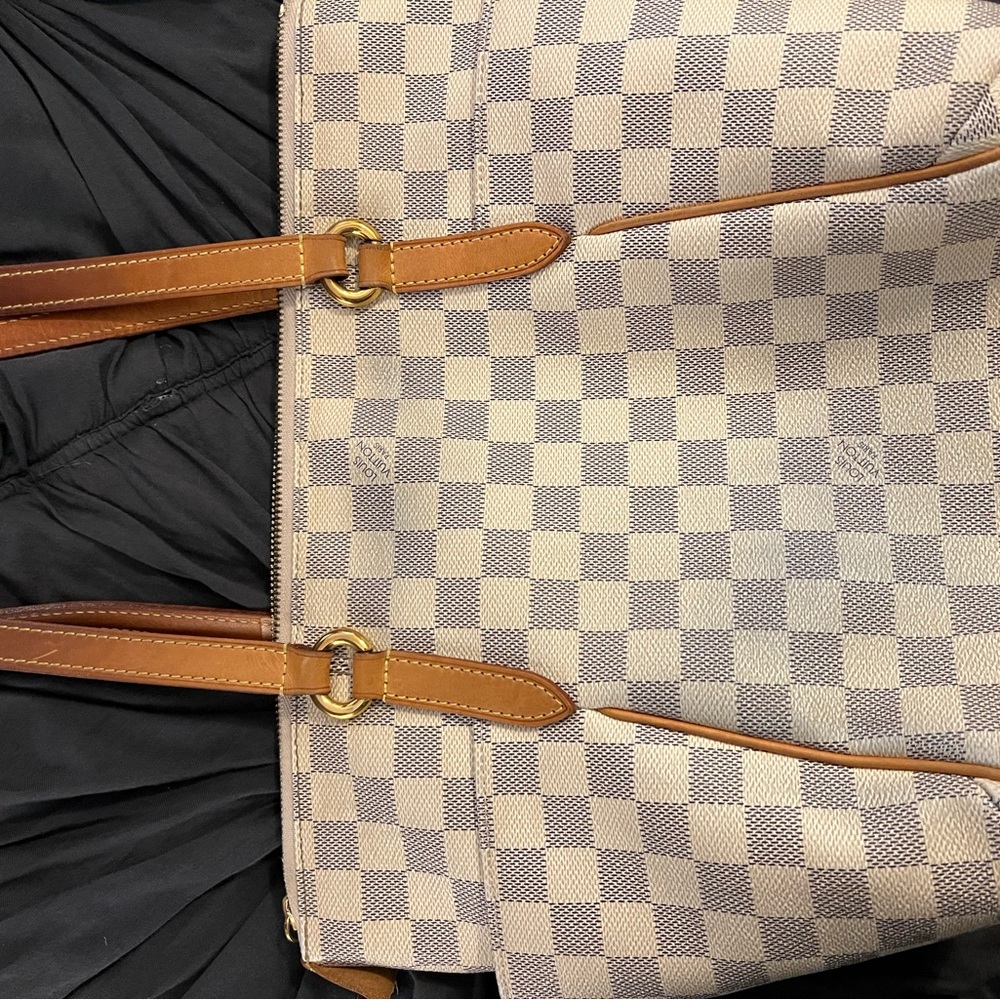 Louis Vuitton tote